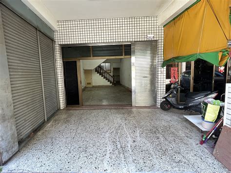 大樓一樓店面招牌|大樓一樓店家，可不可以自行變更外牆、地面顏色、構造、放招。